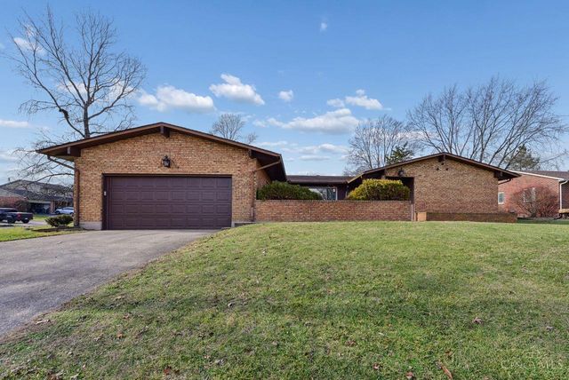 1600 Woodhall Court, Middletown, OH 45042