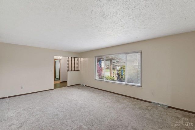 1600 Woodhall Court, Middletown, OH 45042