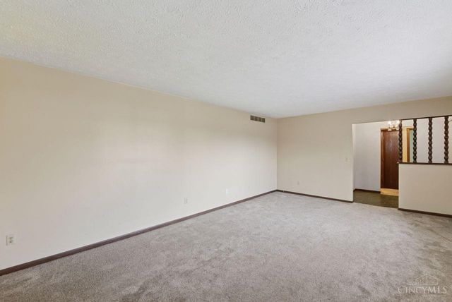 1600 Woodhall Court, Middletown, OH 45042