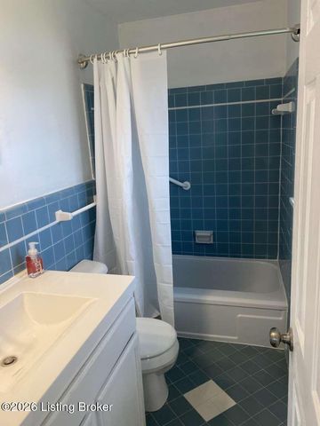 1705 Girard Dr, Louisville, KY 40222