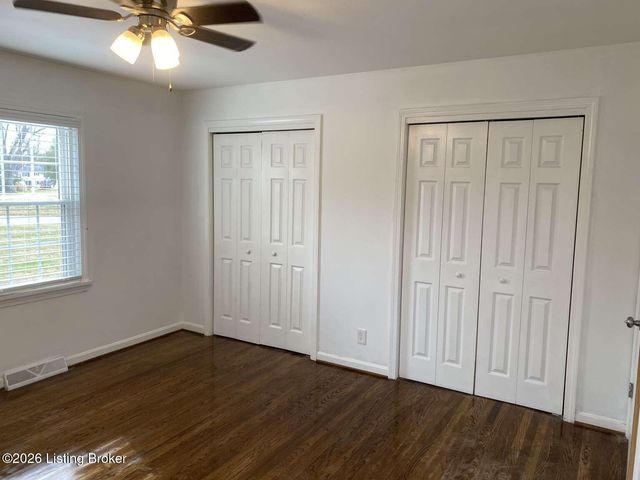 1705 Girard Dr, Louisville, KY 40222