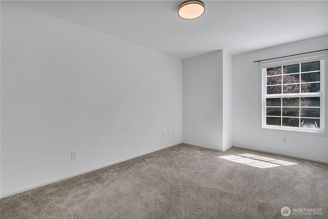 19718 12th Avenue W, Lynnwood, WA 98036