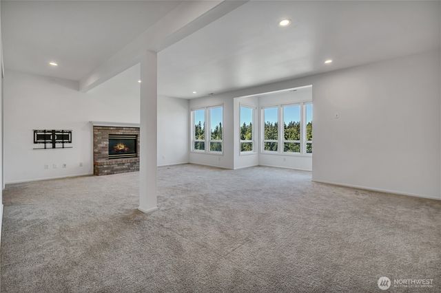 19718 12th Avenue W, Lynnwood, WA 98036