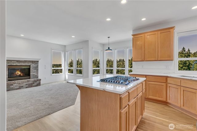 19718 12th Avenue W, Lynnwood, WA 98036