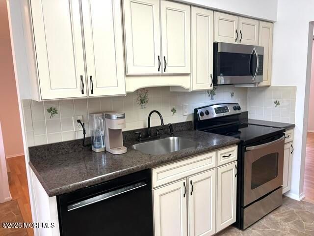 28 Norwalk Avenue 70, Whiting, NJ 08759