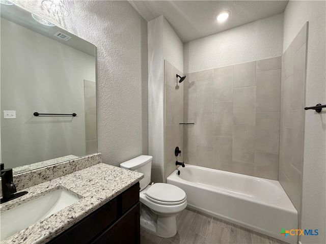 2566 Settlers Oak Drive, Belton, TX 76513