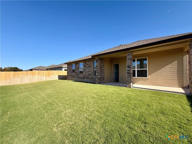 2566 Settlers Oak Drive, Belton, TX 76513