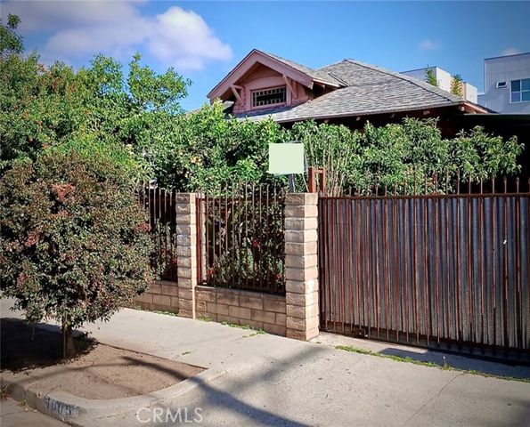 1605 W 35th, Los Angeles, CA 90018