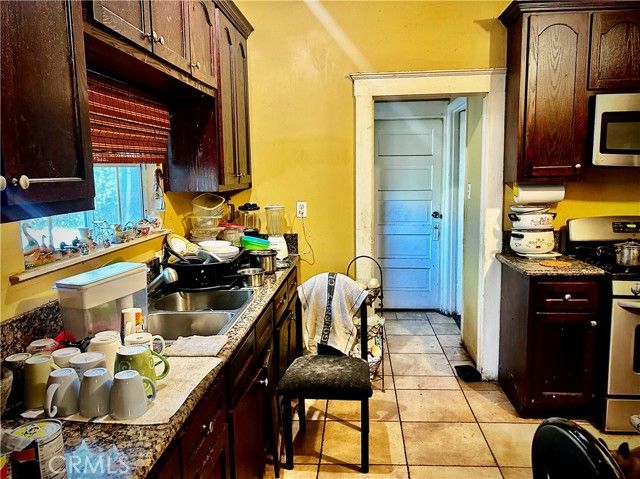 1605 W 35th, Los Angeles, CA 90018