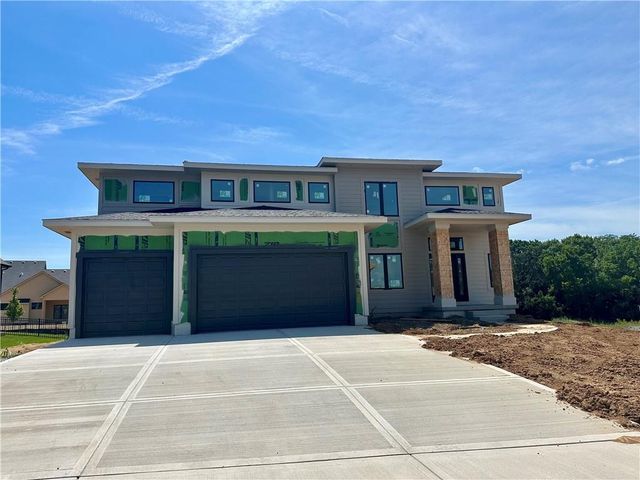 6009 Arapahoe Street, Shawnee, KS 66226