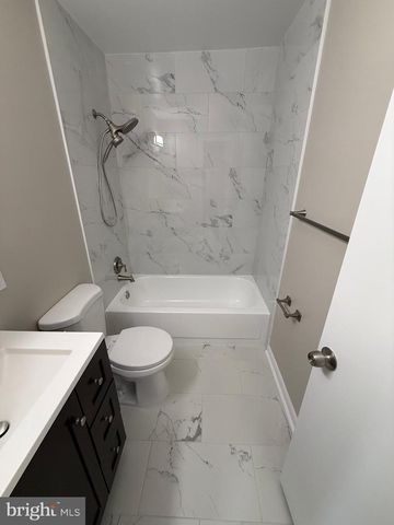 4924 MCFARLAND DR, Fairfax, VA 22032