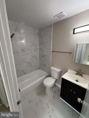 4924 MCFARLAND DR, Fairfax, VA 22032