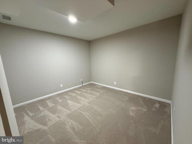 4924 MCFARLAND DR, Fairfax, VA 22032