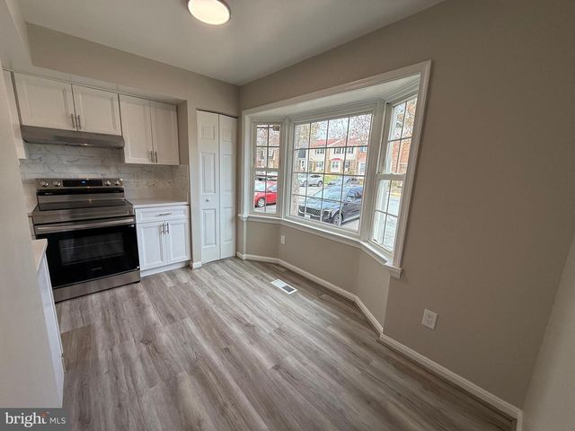 4924 MCFARLAND DR, Fairfax, VA 22032