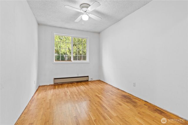 20002 208th Avenue SE, Renton, WA 98058