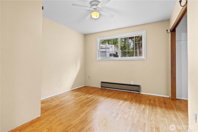 20002 208th Avenue SE, Renton, WA 98058