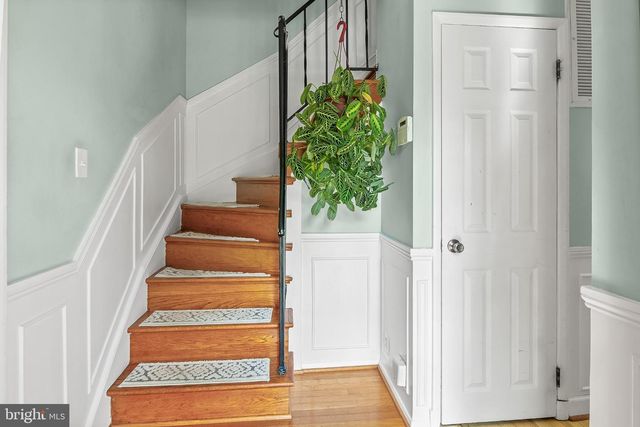 406 NEEPIER RD, Catonsville, MD 21228