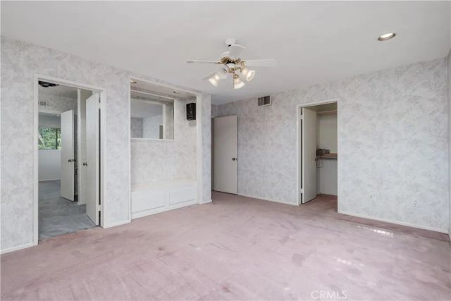 18268 Lake Encino Drive, Encino, CA 91316