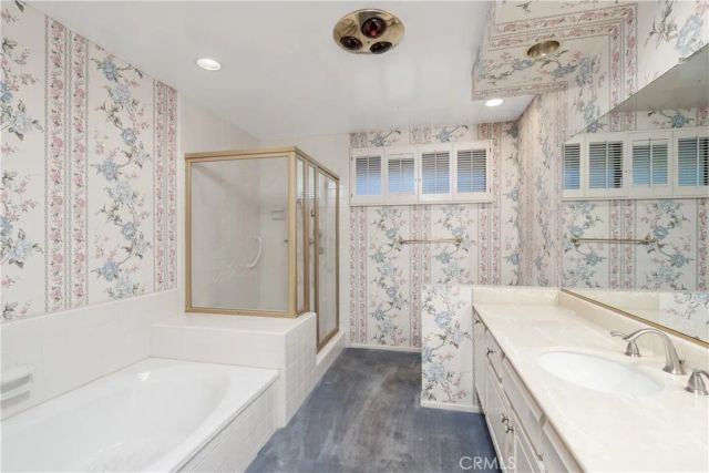 18268 Lake Encino Drive, Encino, CA 91316