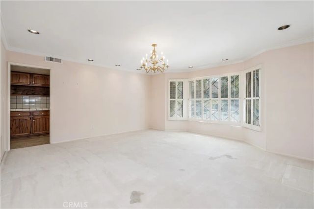 18268 Lake Encino Drive, Encino, CA 91316