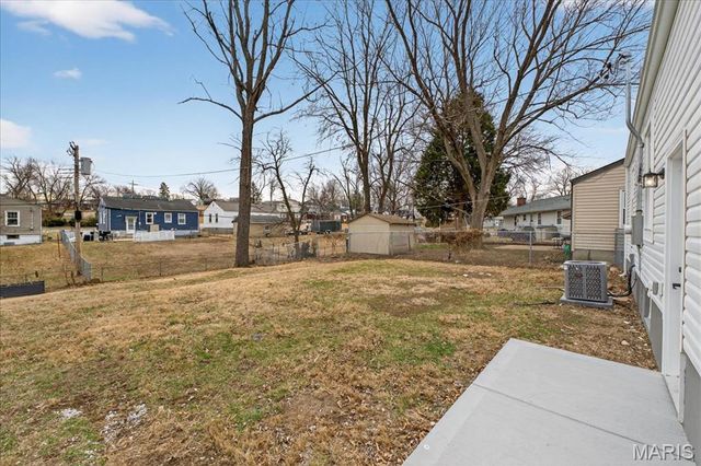 3218 Krem Avenue, St Louis, MO 63074