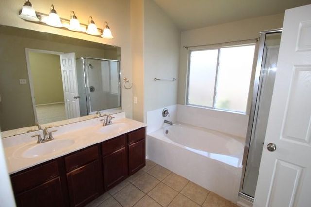 2001 Isabelle DR, Copperas Cove, TX 76522