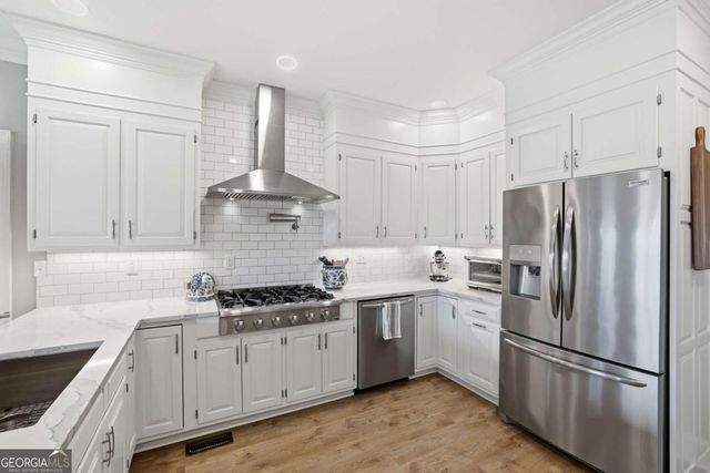 136 Deerhollow Road, Bogart, GA 30622