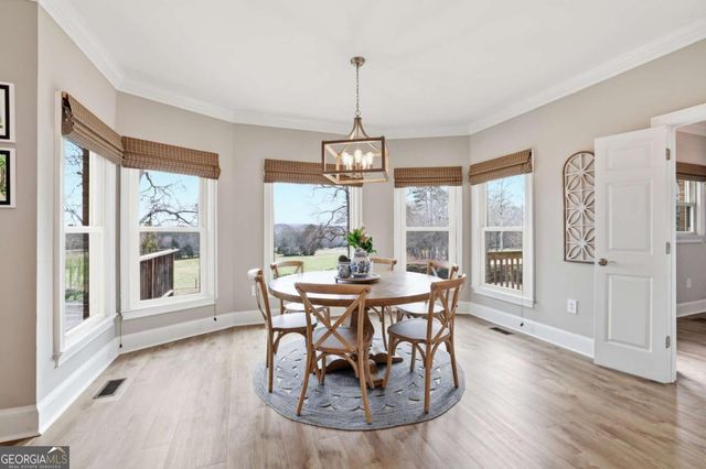 136 Deerhollow Road, Bogart, GA 30622