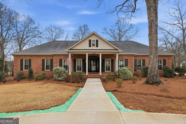 136 Deerhollow Road, Bogart, GA 30622