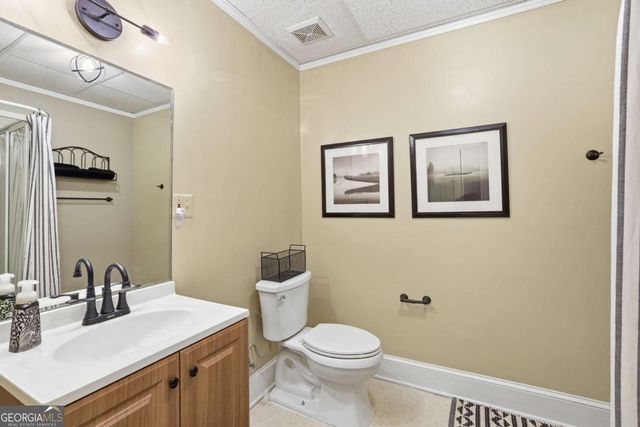 136 Deerhollow Road, Bogart, GA 30622