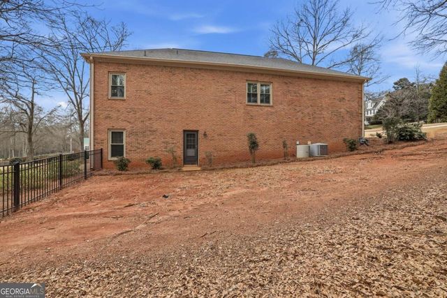 136 Deerhollow Road, Bogart, GA 30622