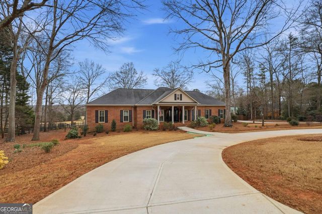 136 Deerhollow Road, Bogart, GA 30622