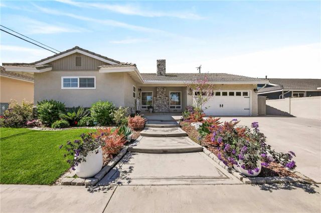 16381 Rhone, Huntington Beach, CA 92647