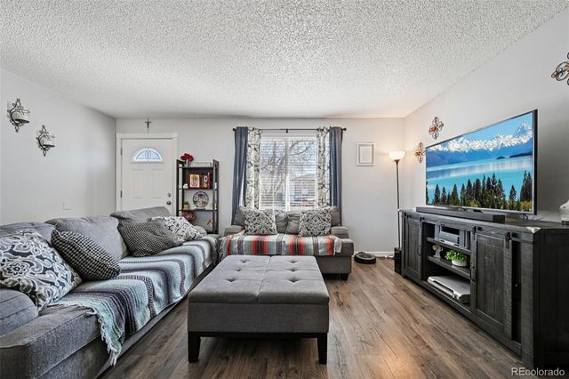 7155 S Dover Court, Littleton, CO 80128