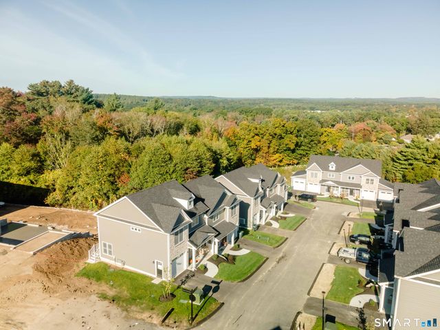 39 Valley View Drive 14B, Killingly, CT 06241