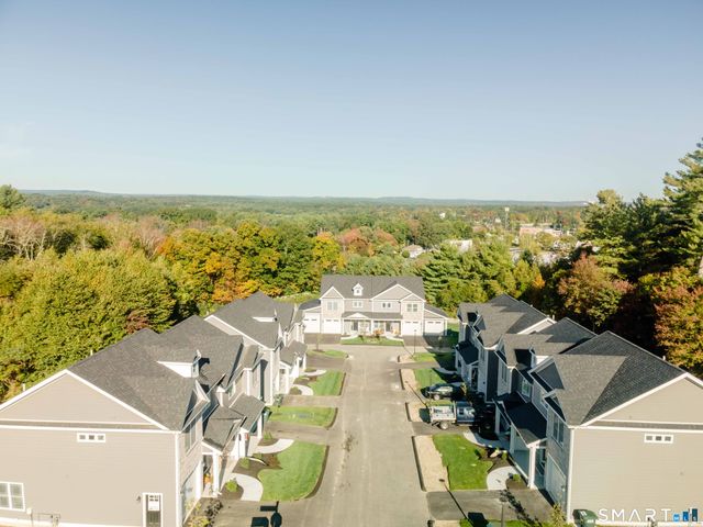 39 Valley View Drive 14B, Killingly, CT 06241