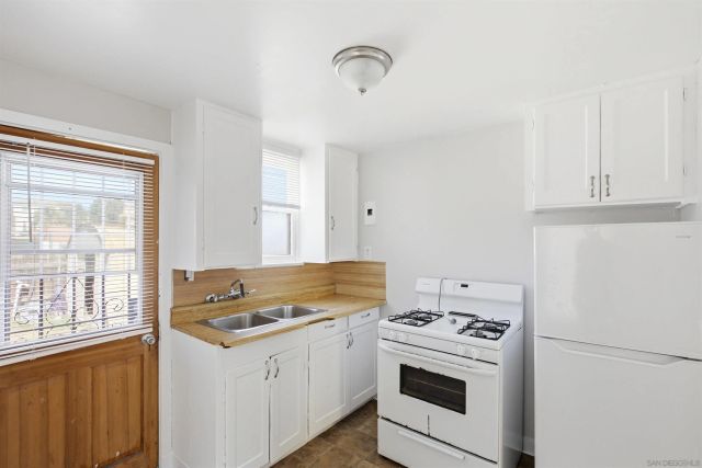 2908-12 E 8th, National City, CA 91950