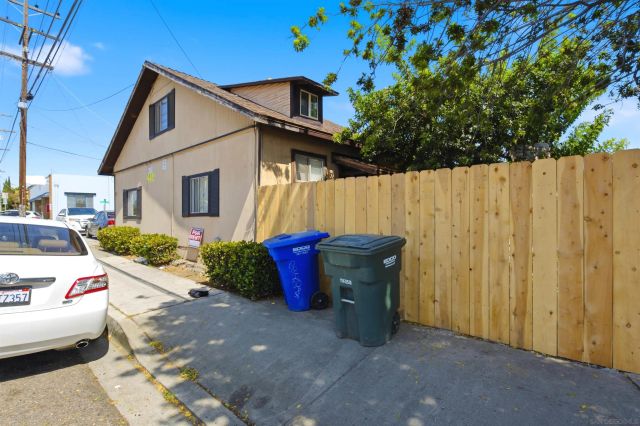 2908-12 E 8th, National City, CA 91950