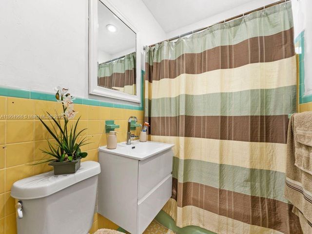 14761 Pierce St, Miami, FL 33176