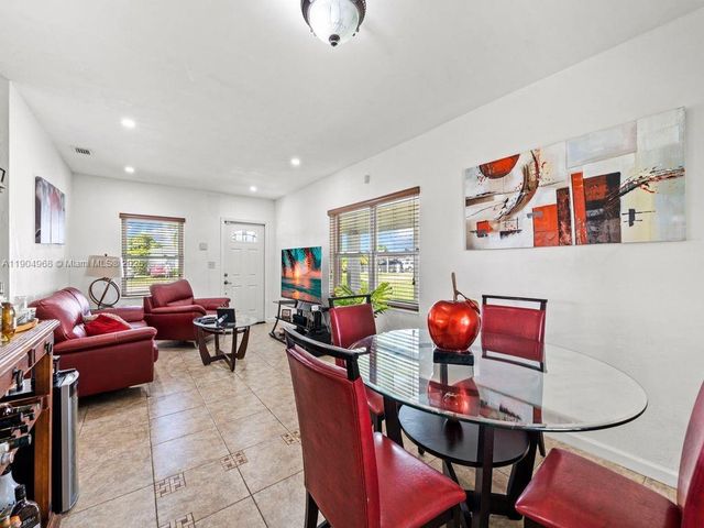 14761 Pierce St, Miami, FL 33176