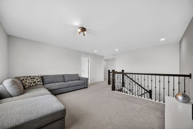 4319 Plantree Road, Naperville, IL 60564