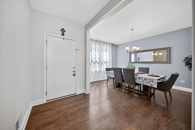 4319 Plantree Road, Naperville, IL 60564