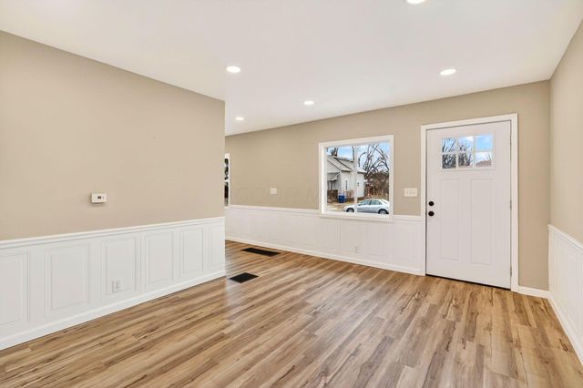 2699 Pontiac Street, Columbus, OH 43211