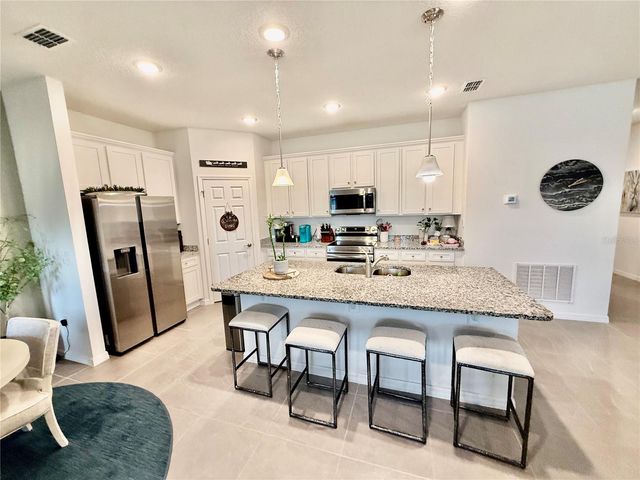 4029 MAYHILL LOOP, Eustis, FL 32736