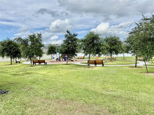 4029 MAYHILL LOOP, Eustis, FL 32736