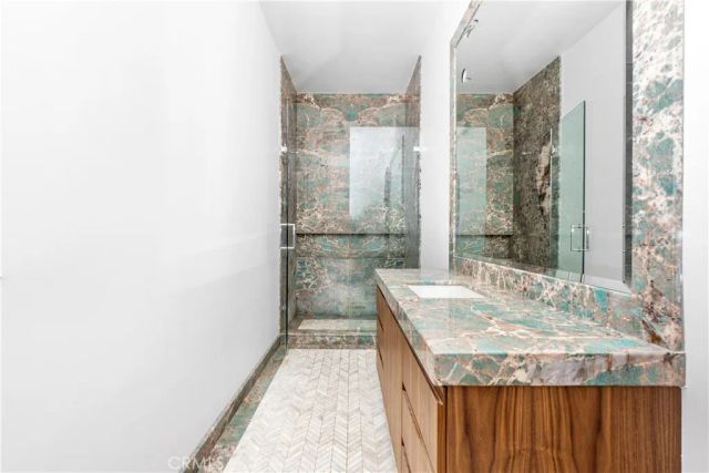 7714 Vale Drive, Whittier, CA 90602