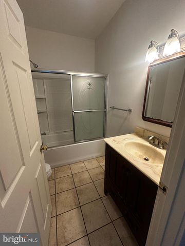 150 S DUKE ST, York, PA 17401