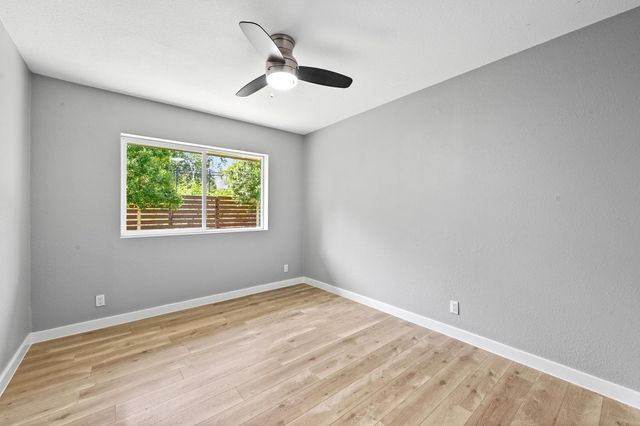 3305 Santa Monica DR, Austin, TX 78741