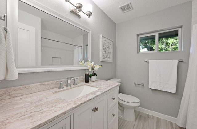 3305 Santa Monica DR, Austin, TX 78741