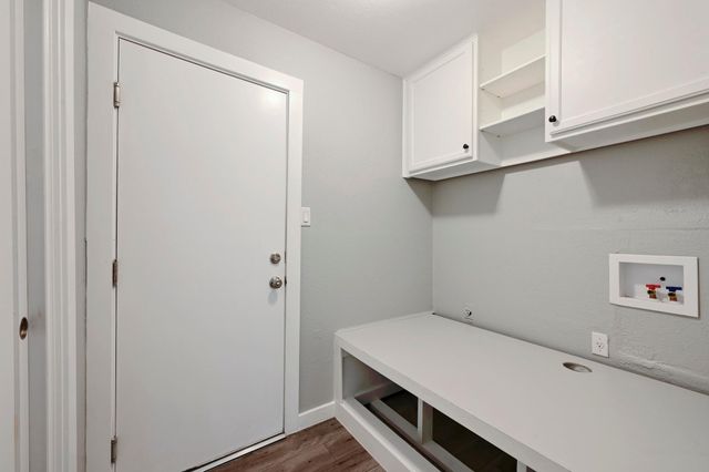 3305 Santa Monica DR, Austin, TX 78741